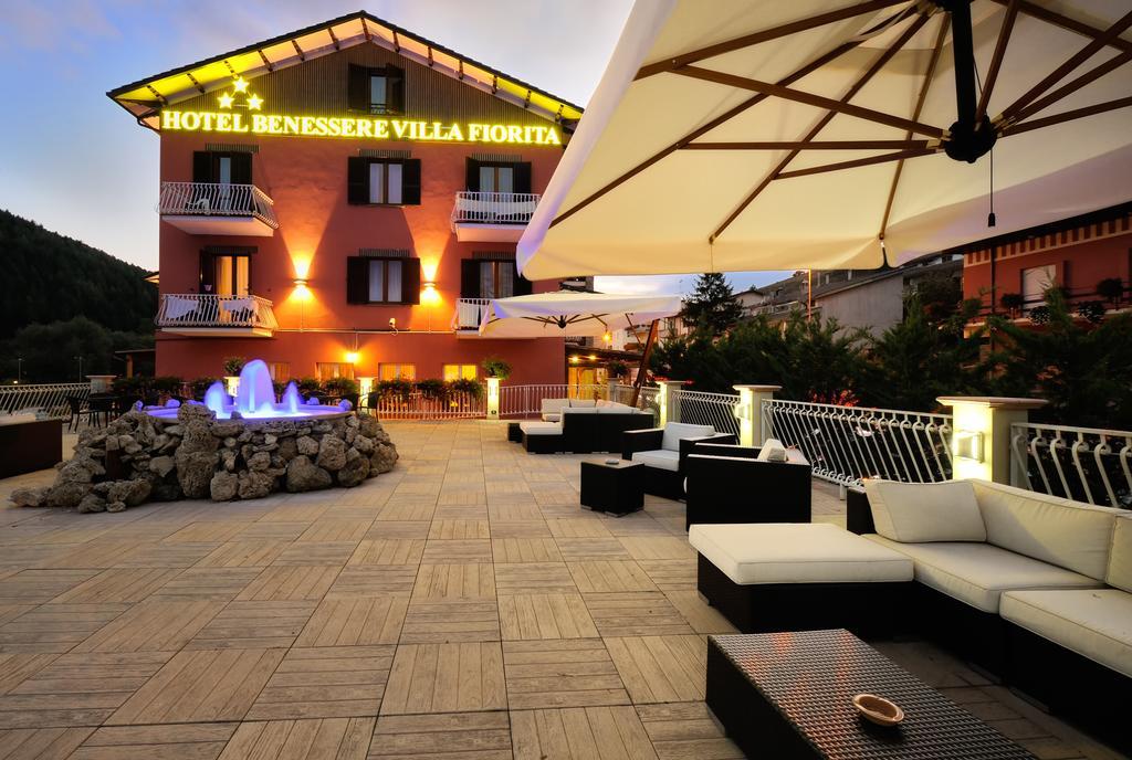 Hotel Benessere Villa Fiorita Colfiorito Εξωτερικό φωτογραφία