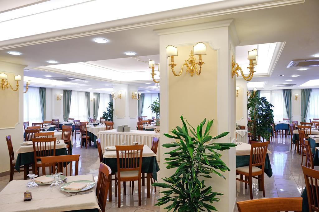 Hotel Benessere Villa Fiorita Colfiorito Εξωτερικό φωτογραφία