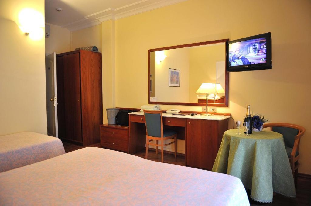 Hotel Benessere Villa Fiorita Colfiorito Εξωτερικό φωτογραφία